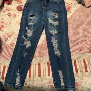 Rue21 Curvy stretch distressed size 10
